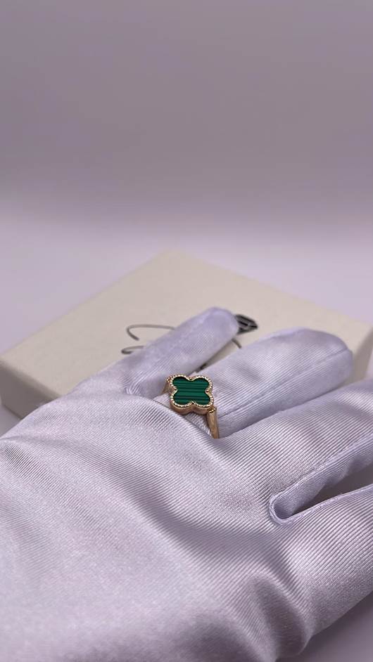 Van Cleef Inspiration Ring