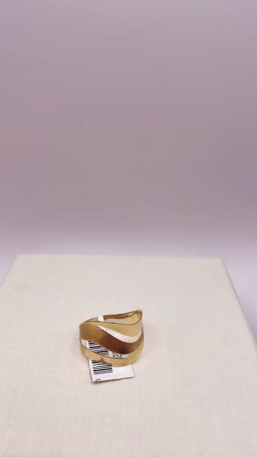 18k Gold Ring Size 7