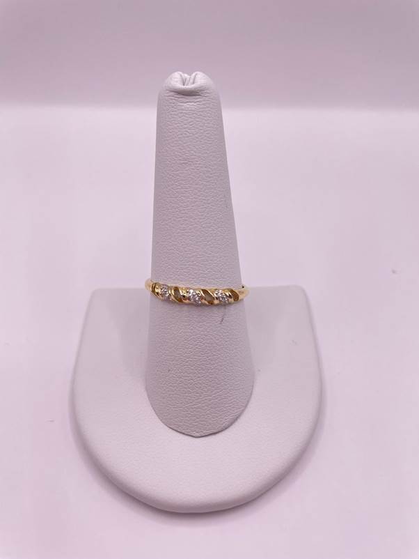18k Gold Ring
