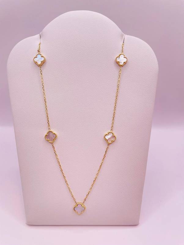 18k Gold White Flower Necklace