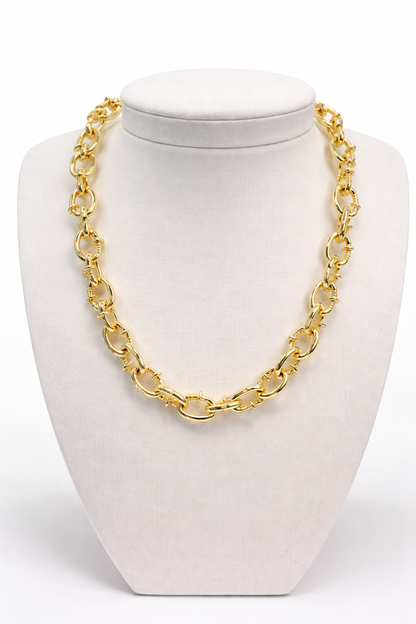Gold chain necklace