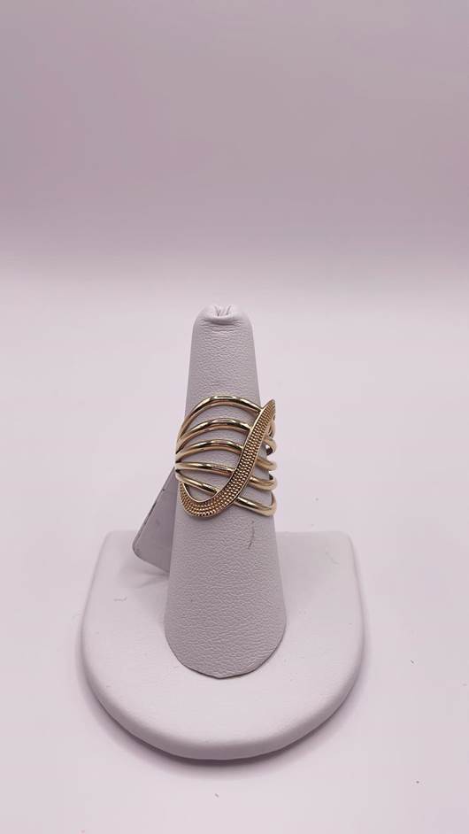 Wavy Ring